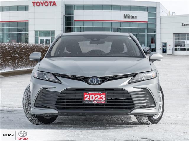 2023 Toyota Camry Hybrid LE (Stk: 613176) in Milton - Image 2 of 23