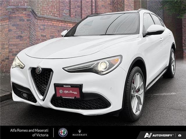 2018 Alfa Romeo Stelvio ti (Stk: 912270) in Victoria - Image 1 of 24