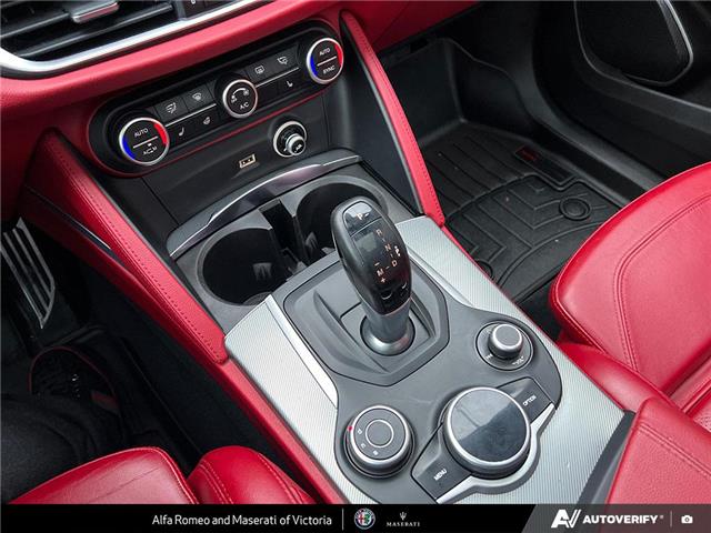 2018 Alfa Romeo Stelvio ti (Stk: 912270) in Victoria - Image 17 of 24