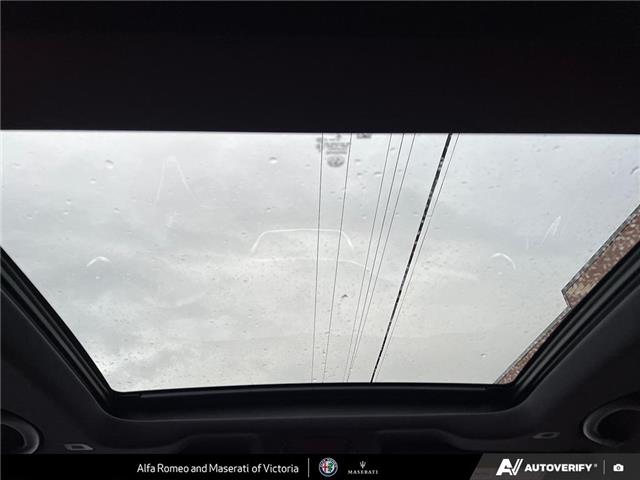 2018 Alfa Romeo Stelvio ti (Stk: 912270) in Victoria - Image 20 of 24