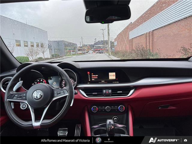 2018 Alfa Romeo Stelvio ti (Stk: 912270) in Victoria - Image 23 of 24