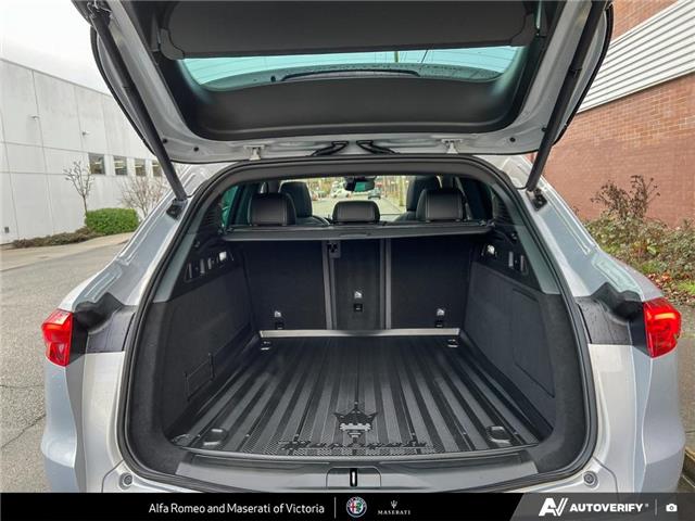 2025 Maserati Grecale Modena (Stk: 659840) in Victoria - Image 11 of 24