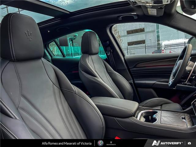 2025 Maserati Grecale Modena (Stk: 659840) in Victoria - Image 21 of 24