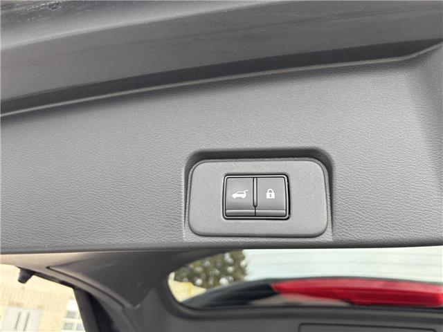 2023 Nissan Rogue SV Midnight Edition (Stk: P7217) in Brantford - Image 19 of 27