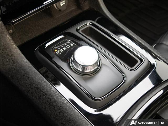 2023 Chrysler 300 S (Stk: 104278A) in St. Thomas - Image 19 of 27
