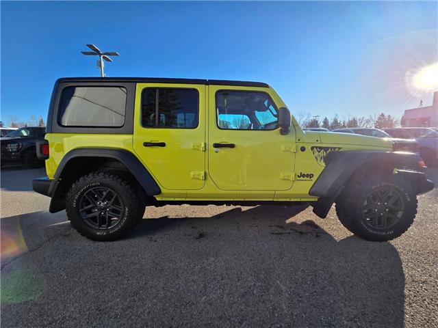 2024 Jeep Wrangler Sport (Stk: 7074) in Calgary - Image 3 of 9