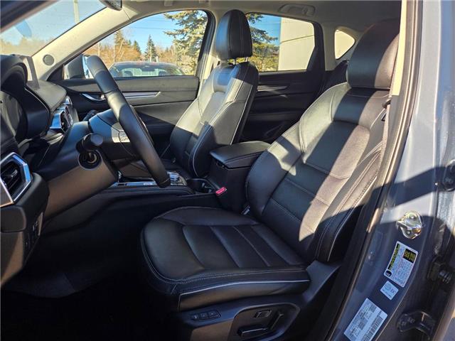2025 Mazda CX-5 GT (Stk: 7083) in Calgary - Image 8 of 9