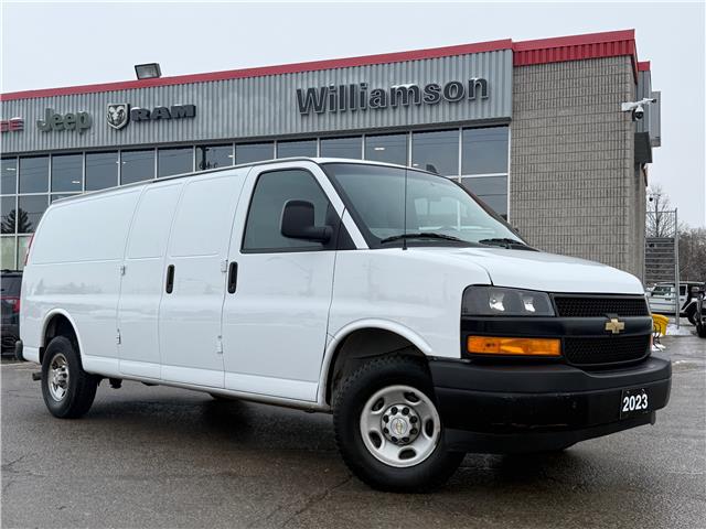 2023 Chevrolet Express 2500 Work Van (Stk: W9352) in Uxbridge - Image 1 of 17