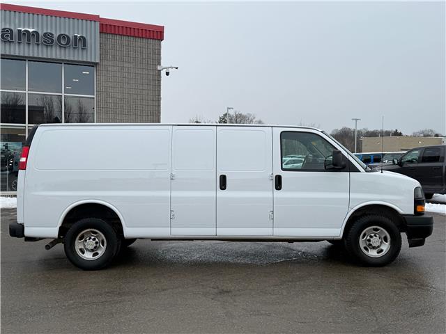 2023 Chevrolet Express 2500 Work Van (Stk: W9352) in Uxbridge - Image 8 of 17