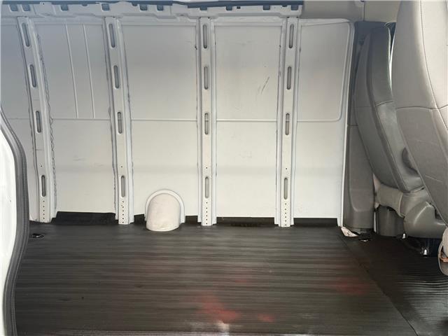 2023 Chevrolet Express 2500 Work Van (Stk: W9352) in Uxbridge - Image 16 of 17