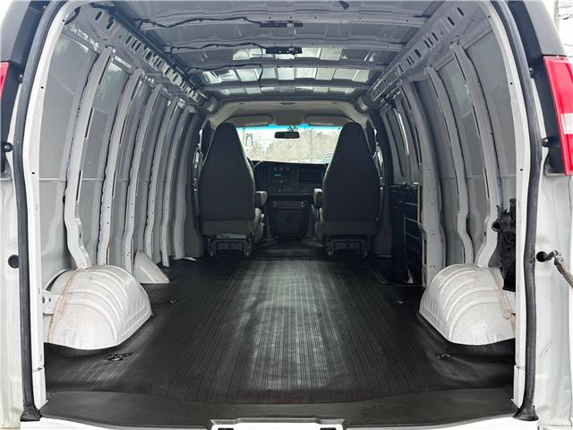 2023 Chevrolet Express 2500 Work Van (Stk: W9352) in Uxbridge - Image 17 of 17