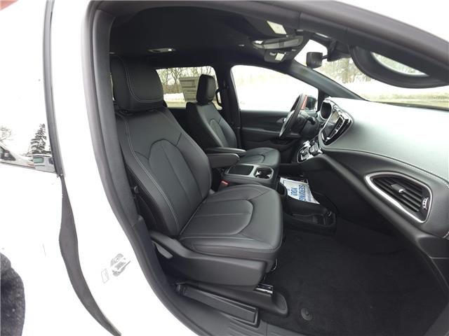 2026 Chrysler Pacifica Select (Stk: 26003) in New Hamburg - Image 16 of 21