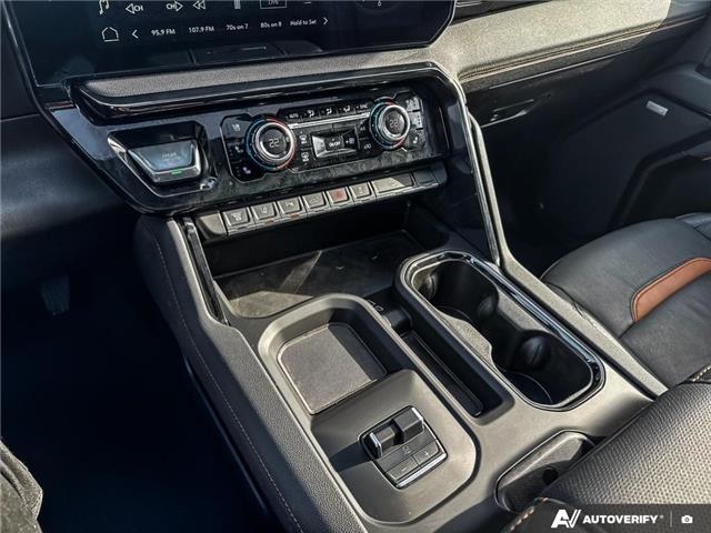 2025 GMC Sierra 2500HD AT4 (Stk: 165289) in London - Image 18 of 26