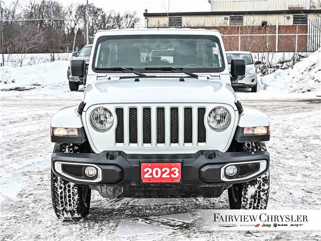 2023 Jeep Wrangler Sahara (Stk: U21507) in Burlington - Image 2 of 32 2023 Jeep Wrangler Sahara (Stk: U21507) in Burlington - Image 2 of 32
