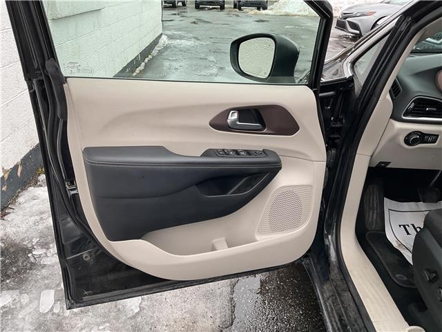 2023 Chrysler Grand Caravan SXT (Stk: 251407) in Kingston - Image 18 of 21
