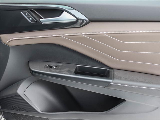 2024 Volkswagen Taos Highline (Stk: HV23125A) in Walkerton - Image 18 of 25