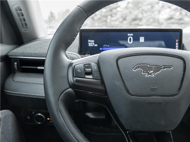 2023 Ford Mustang Mach-E Premium (Stk: P1039) in Mississauga - Image 17 of 35