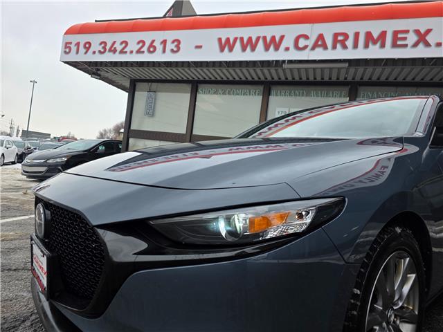 2019 Mazda Mazda3 Sport GS (Stk: 2602032) in Waterloo - Image 9 of 27
