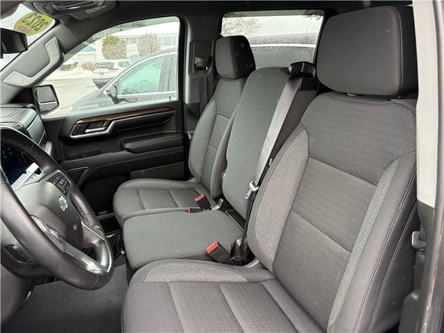 2023 Chevrolet Silverado 1500 RST (Stk: -) in Sussex - Image 13 of 14