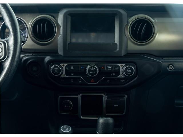 2022 Jeep Wrangler Sport (Stk: TU0245) in Calgary - Image 17 of 19
