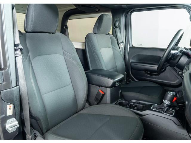 2022 Jeep Wrangler Sport (Stk: TU0245) in Calgary - Image 18 of 19