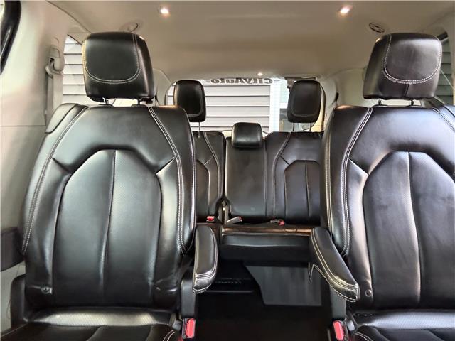 2023 Chrysler Pacifica Touring-L in Sussex - Image 15 of 15
