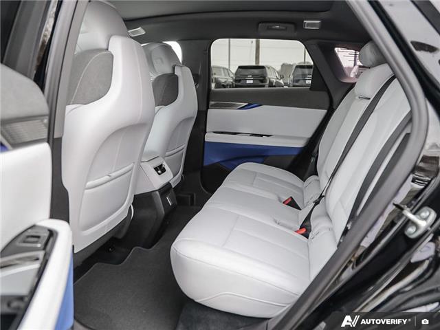 2026 Cadillac OPTIQ Sport (Stk: 173466) in London - Image 24 of 27