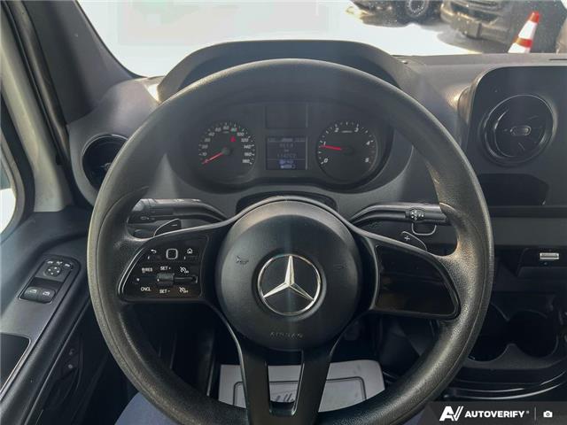 2021 Mercedes-Benz Sprinter 2500 High Roof I4 Diesel (Stk: L3147) in London - Image 7 of 15