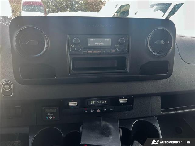 2021 Mercedes-Benz Sprinter 2500 High Roof I4 Diesel (Stk: L3147) in London - Image 12 of 15