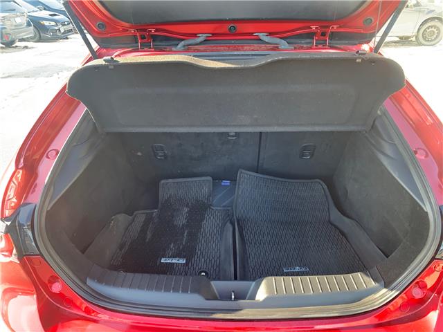 2023 Mazda Mazda3 Sport GT (Stk: 32534B) in Thunder Bay - Image 10 of 13