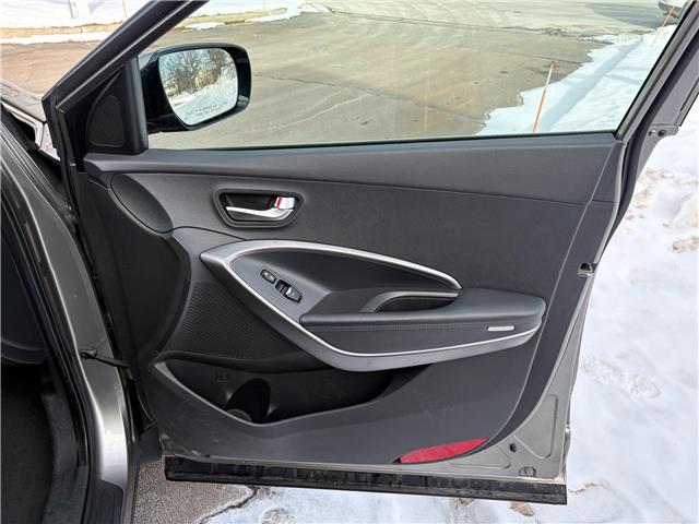 2013 Hyundai Santa Fe Sport 2.0T SE (Stk: A-101639) in Moncton - Image 16 of 20