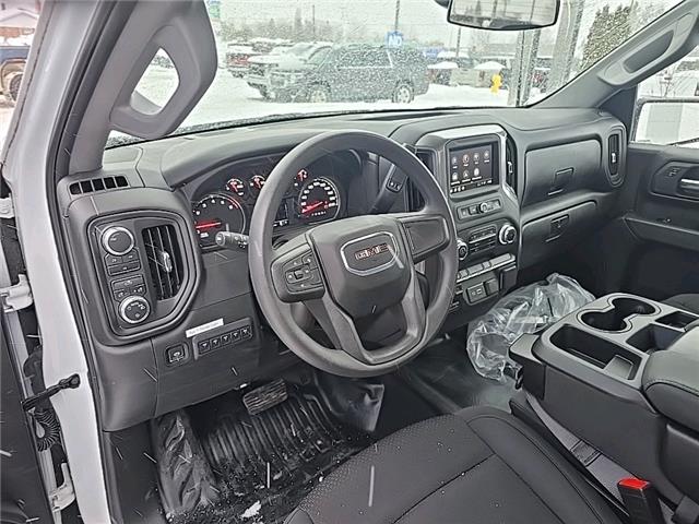 2024 GMC Sierra 3500HD Chassis Pro (Stk: 24-2075) in Listowel - Image 6 of 9