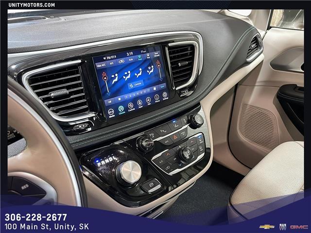 2018 Chrysler Pacifica Hybrid Limited (Stk: P1006) in Unity - Image 12 of 17