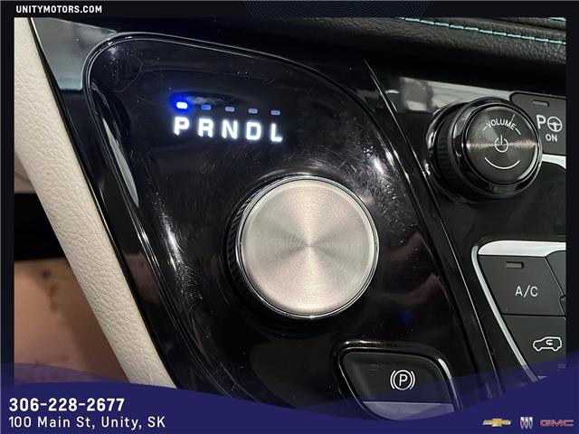 2018 Chrysler Pacifica Hybrid Limited (Stk: P1006) in Unity - Image 13 of 17