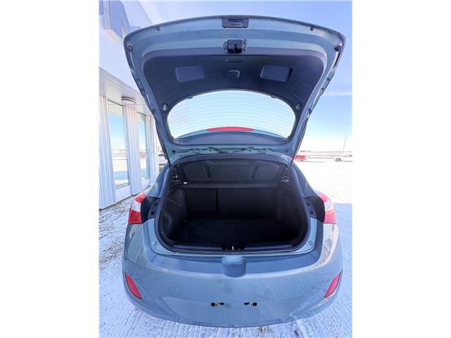 2014 Hyundai Elantra GT  (Stk: 25197E) in Melfort - Image 7 of 16