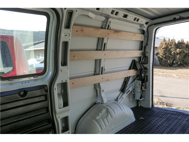 2024 Chevrolet Express 2500 Work Van (Stk: UT2228) in Kamloops - Image 19 of 21