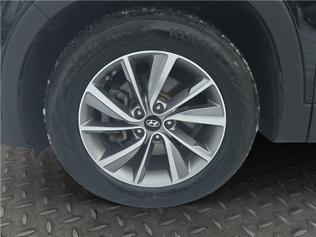 2020 Hyundai Santa Fe Luxury 2.0 (Stk: 943) in Kitchener - Image 5 of 6