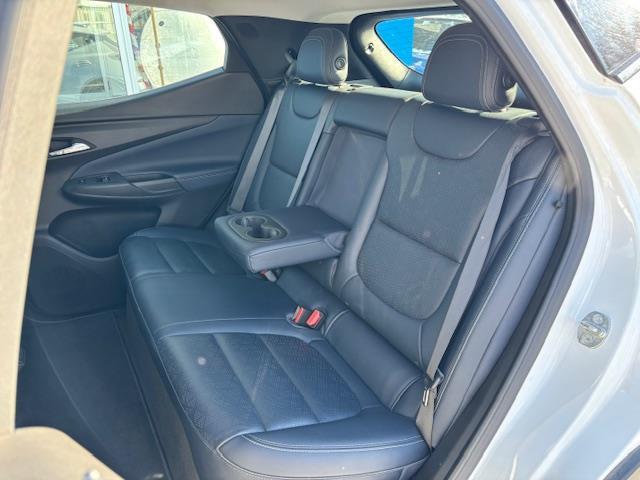 2022 Chevrolet Bolt EUV Premier (Stk: 252427A) in Lac-Mégantic, - Image 9 of 17