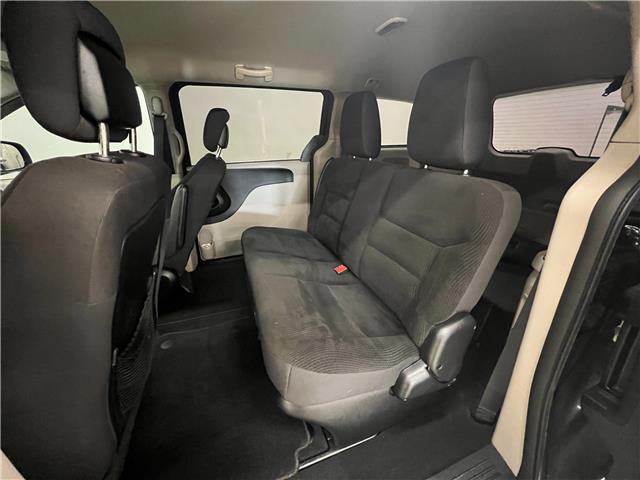 2019 Dodge Grand Caravan CVP/SXT (Stk: R715863) in Courtenay - Image 12 of 16