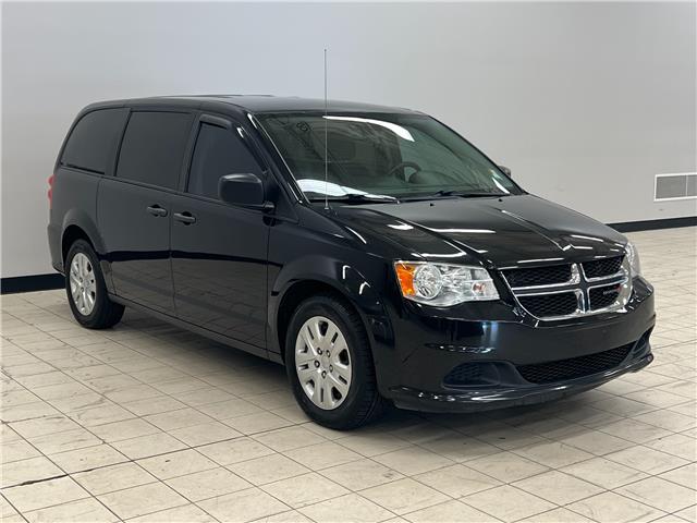 2019 Dodge Grand Caravan CVP/SXT (Stk: R715863) in Courtenay - Image 1 of 16