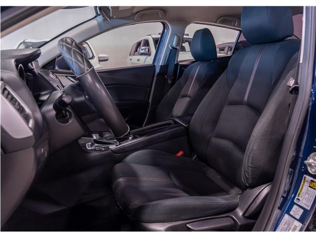 2017 Mazda Mazda3 GS (Stk: RE69276) in Calgary - Image 10 of 17
