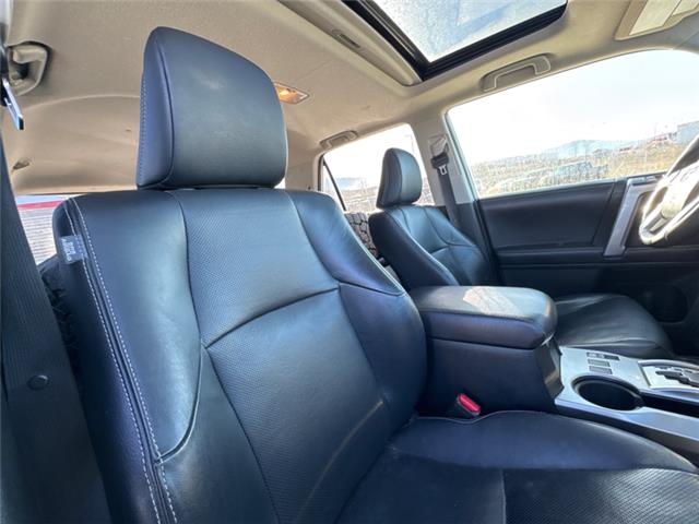 2019 Toyota 4Runner  (Stk: 3036828A) in Cranbrook - Image 11 of 18