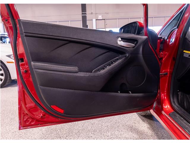 2018 Kia Forte LX (Stk: R69155) in Calgary - Image 11 of 24
