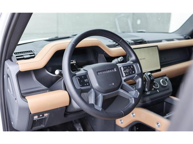 2025 Land Rover Defender P400 X-Dynamic SE (Stk: PL00888) in London - Image 14 of 36