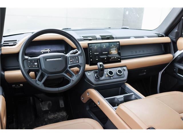 2025 Land Rover Defender P400 X-Dynamic SE (Stk: PL00888) in London - Image 16 of 36
