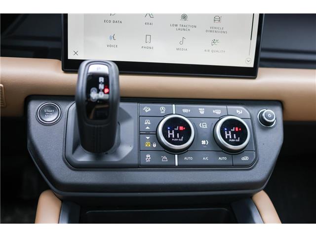 2025 Land Rover Defender P400 X-Dynamic SE (Stk: PL00888) in London - Image 24 of 36