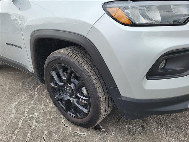 2025 Jeep Compass Altitude (Stk: 250300B) in Windsor - Image 10 of 20