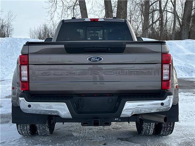 2022 Ford F-350 XLT (Stk: 43521J) in Belleville - Image 5 of 30