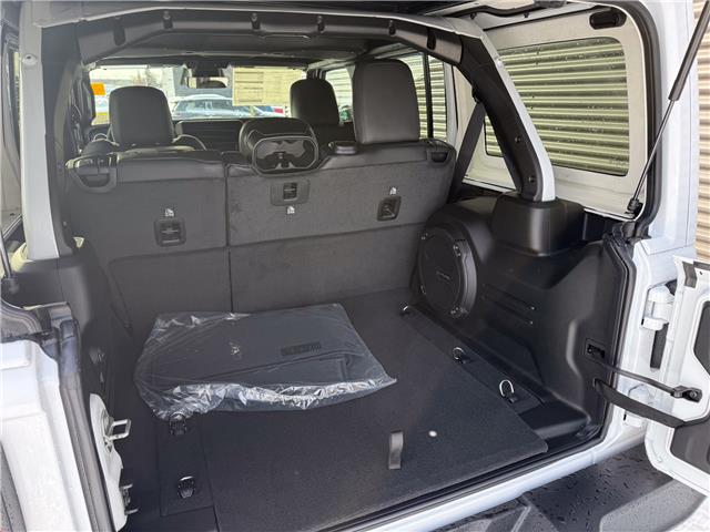 2026 Jeep Wrangler Sahara (Stk: 26162) in London - Image 7 of 24