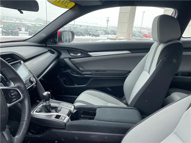 2018 Honda Civic LX in Charlottetown - Image 11 of 16 2018 Honda Civic LX in Charlottetown - Image 11 of 16